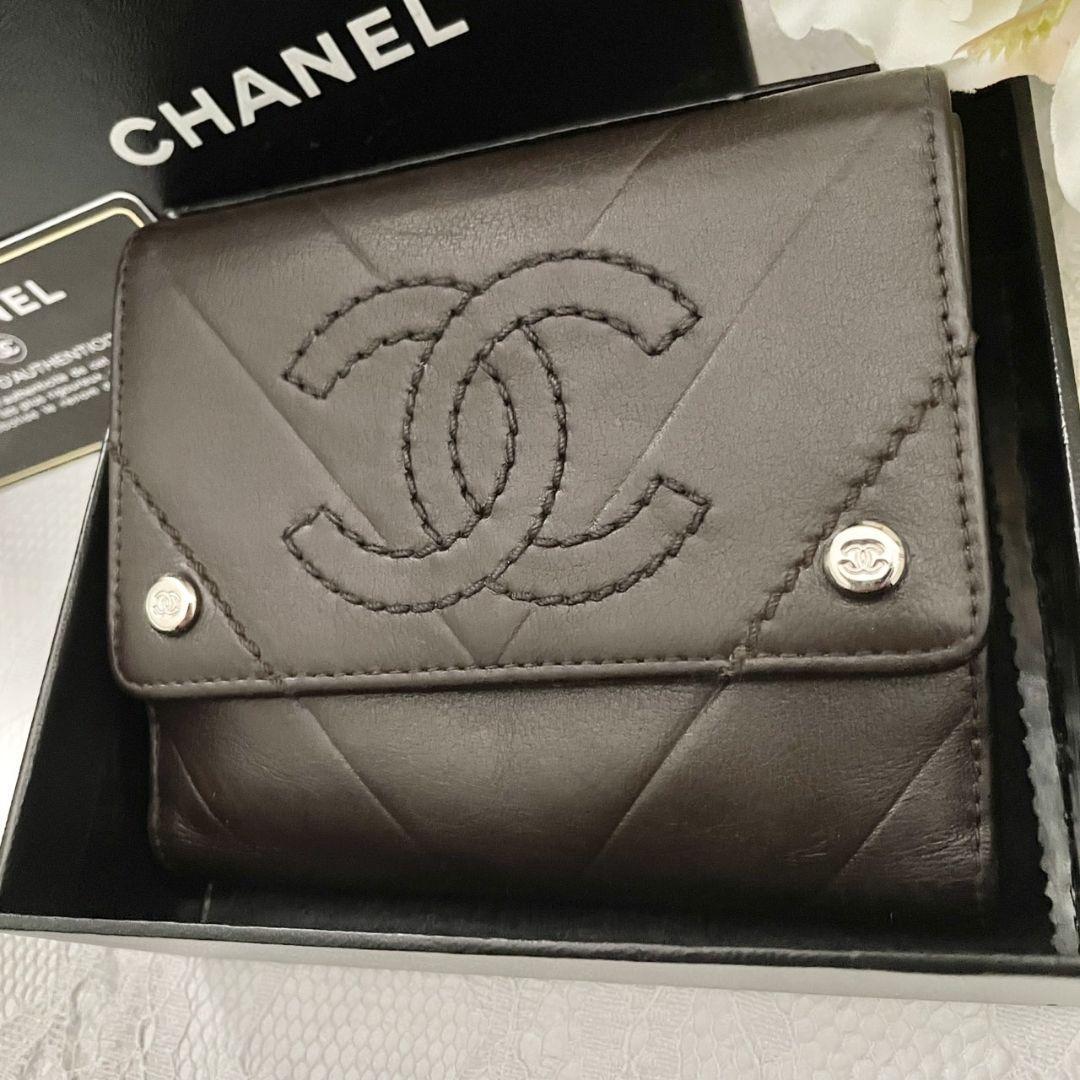 CHANEL Vステッチ ダブルホック ミニウォレット 小物 折り財布