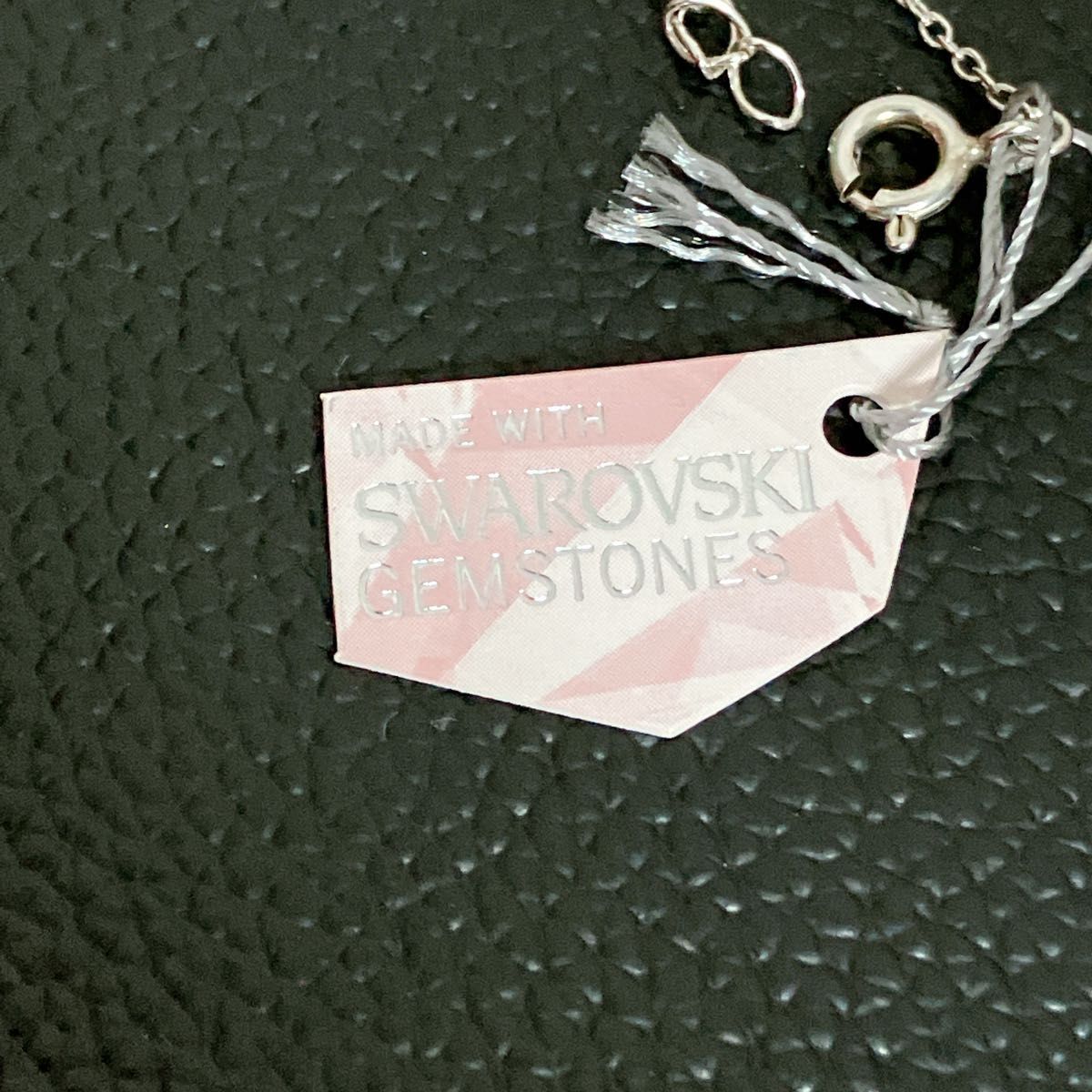 タグ付きスワロフスキー ジェムストーンズ ホースシュークリスタルネックレスSwarovski gemstones