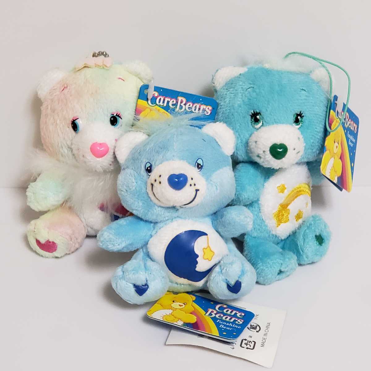 送料無料☆匿名配送☆Care Bears ケアベア ぬいぐるみキーホルダー セット かわいい くま ぬいぐるみ キーホルダー レインボー 水色 青 pの画像1