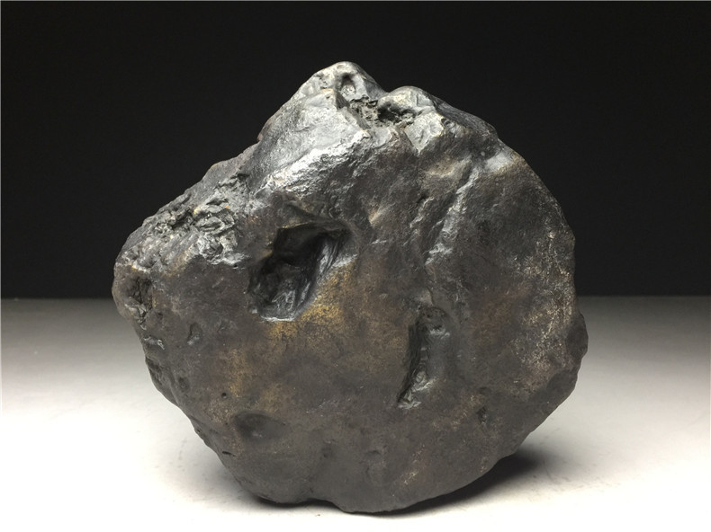 隕石・鉄隕石・磁石にくっつく・原石 マダガスカル 重さ約3166グラムの画像6