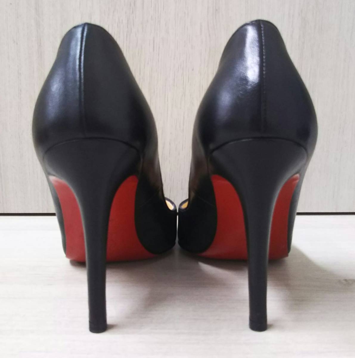 パンプス Christian Louboutin 1090432 サイズ34.5(約21.5cm) ブラック NEW DECOLTISDIMO 100 NAPPA BK01 黒 クリスチャン ルブタン_画像3