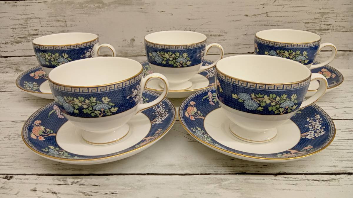 WEDGWOOD ウェッジウッド Bone China ボーンチャイナ　ブルーサイアム　カップ&ソーサー　５個セット_画像1