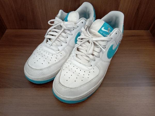 NIKE ナイキ dj7998-100 ローカットスニーカー SPACE PLAYERS スペース プレイヤーズ AIR FORCE 1 2021 ホワイト ライトブルー 26.5cmの画像1