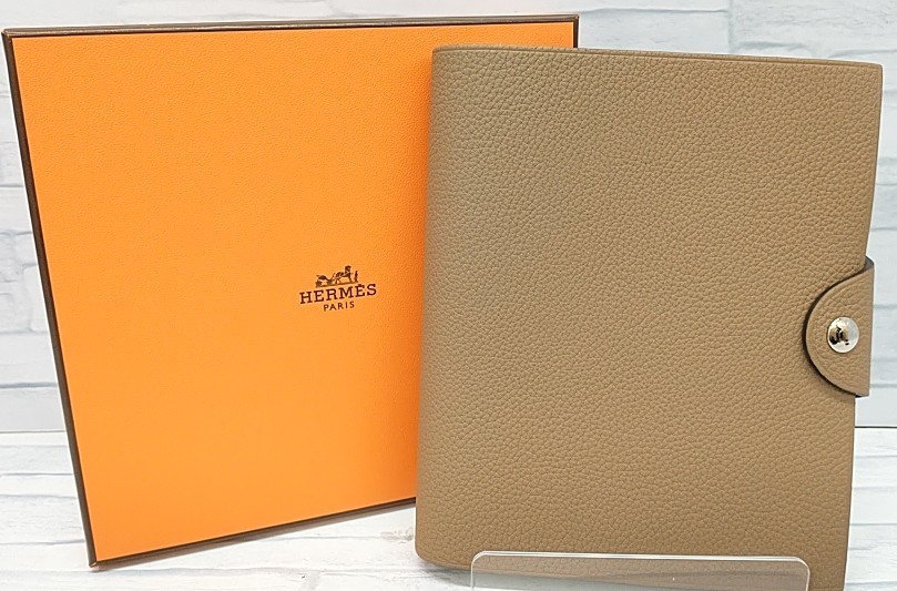 美品 エルメス HERMES レザー ユリスPM U AM 007 UH 手帳カバー 手帳