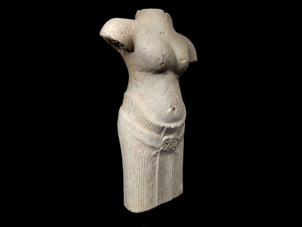 クメール王朝/女神像トルソー/石仏/高:33cm/石彫/石像/石造/彫刻/置物