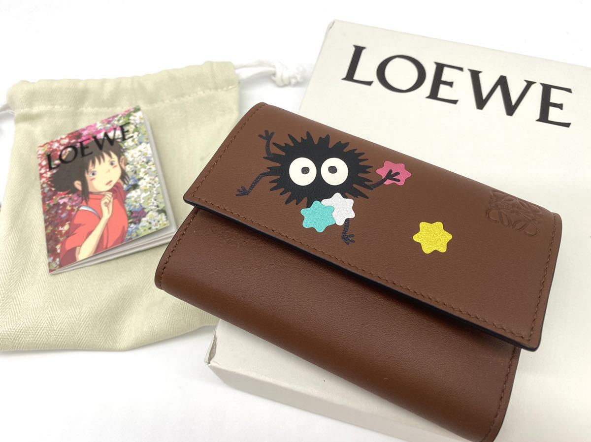 2022福袋 ロエベ ジブリ × まっくろくろすけ 千と千尋の神隠し ロエベ