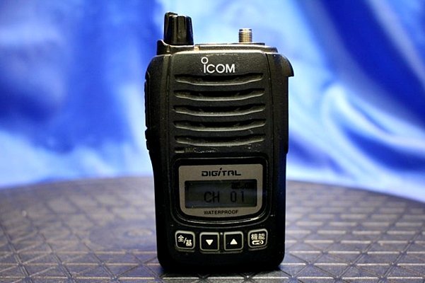 アンテナ無し ◇4台1セット◇ iCOM アイコム 42930Y ☆IC-DU65C
