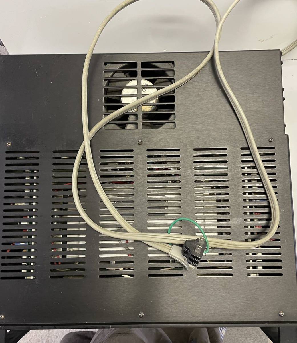SAE 2600 ステレオパワーアンプ SAE 2600 ステレオパワーアンプ