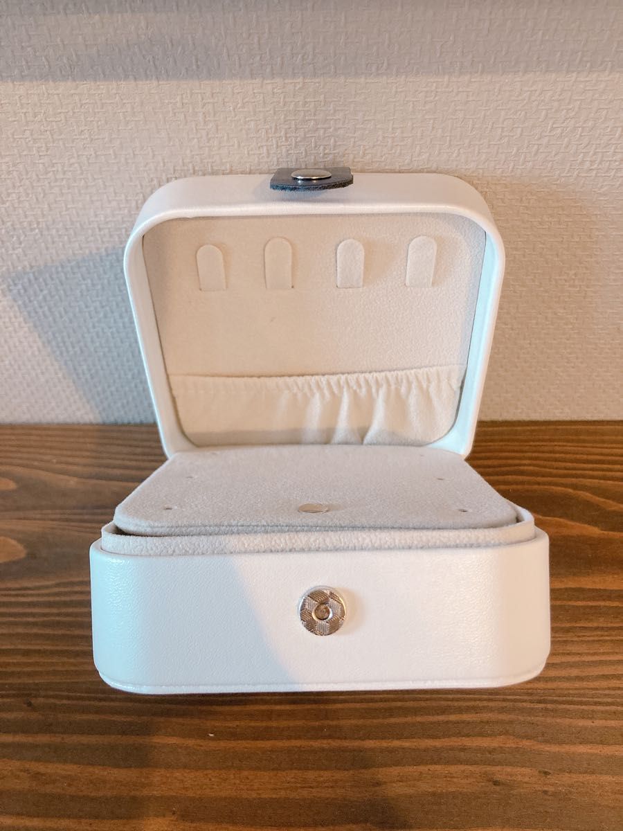ジュエリーボックス 携帯用 アクセサリーケース 宝石箱 ジュエリーケース 小物入れ 収納ケース