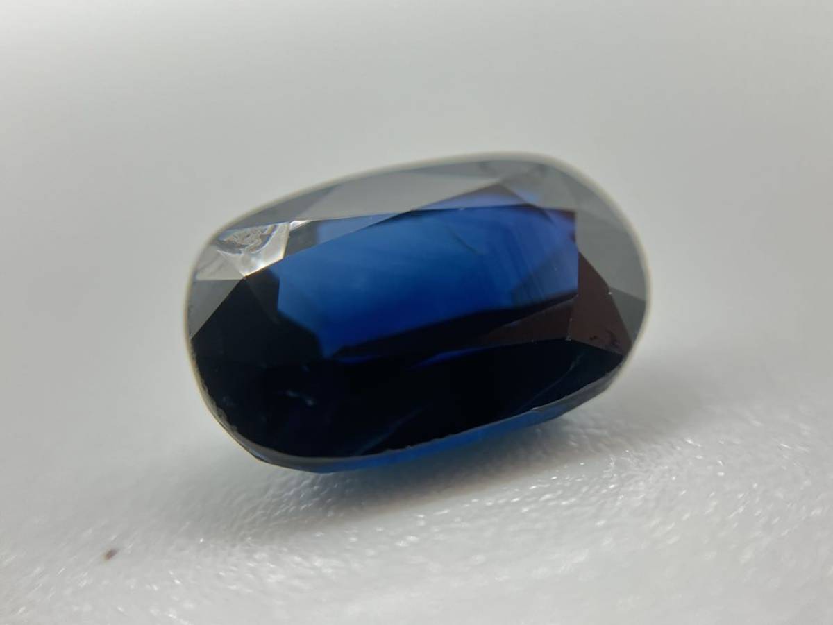 スイーツ柄 ブルー 大粒 オーバルカット サファイア ルース 7.473ct