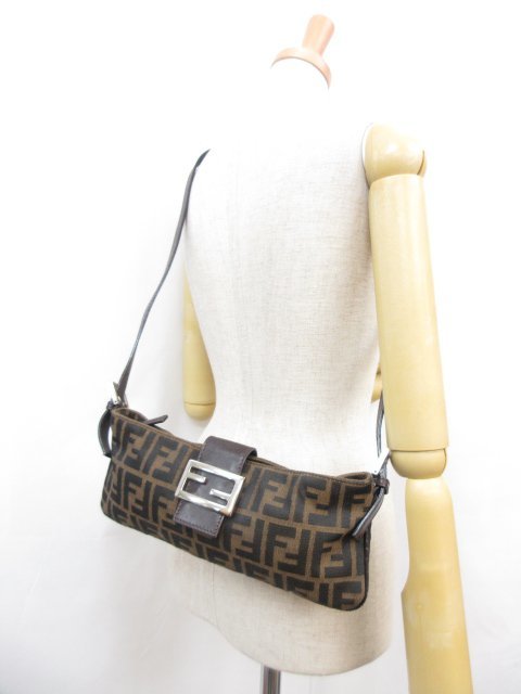 フェンディ FENDI】 マンマバケット ショルダーバッグ ズッカ柄