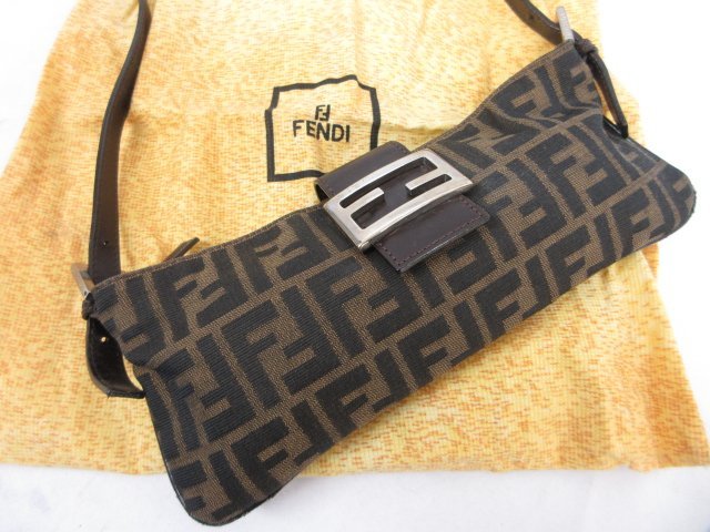 フェンディ FENDI】 マンマバケット ショルダーバッグ ズッカ柄