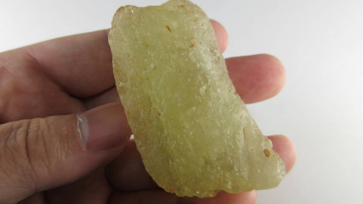 libi Anne glass raw ore 67.1glibi Anne desert glass libi Anne glass libi Anne desert glass impact glass natural stone Power Stone meteorite 