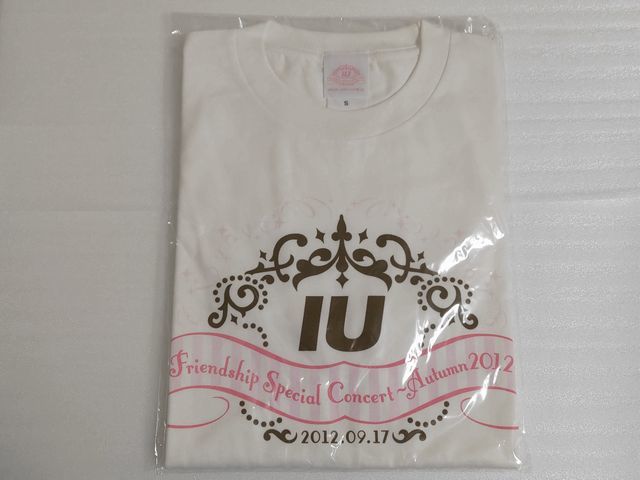 [ бесплатная доставка ] ценный нераспечатанный футболка S размер IU Friendship Special Concert 2012 Tokyo международный форум концерт официальный товары I yu быстрое решение 