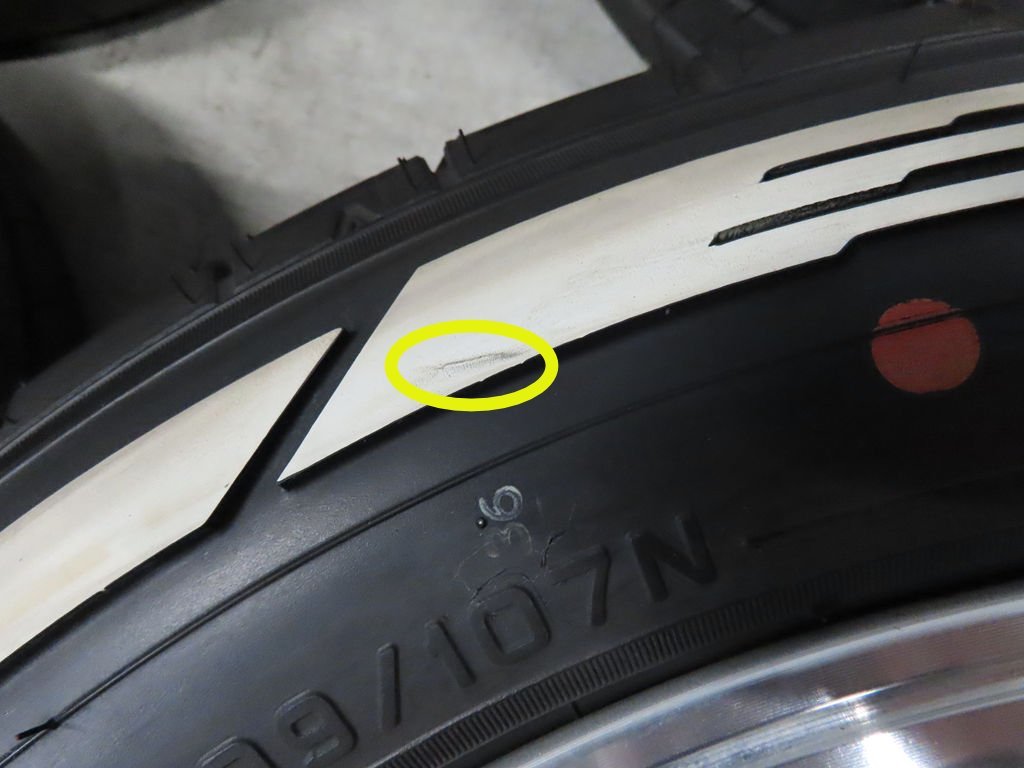 超バリ溝 トヨタ 120系 プラド 純正 ハイエース 215/60R17C 109/107N ホワイトレター LT 7.5J+30 PCD139.7 6穴 ハイグロス 流用 TRJ120W_画像7