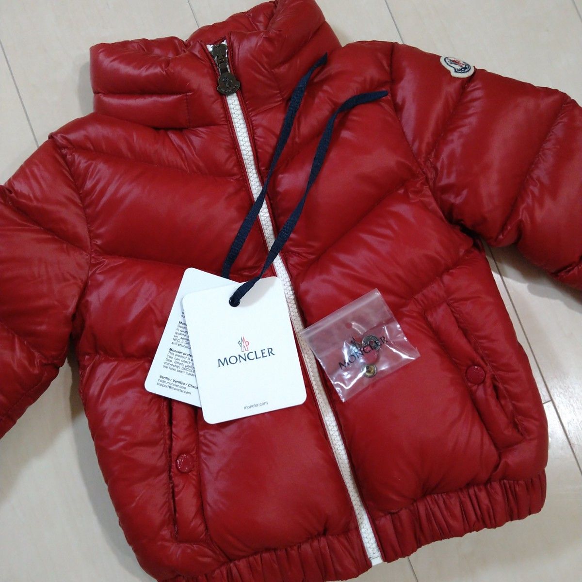 MONCLER モンクレール　ダウン