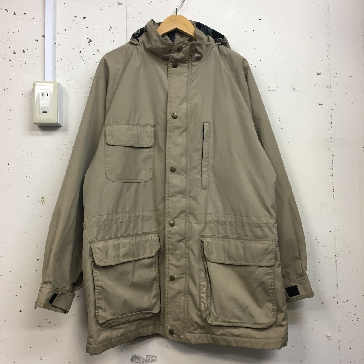 てなグッズや Eddie Bauer アウトドア ジャケット メンズ ベージュ