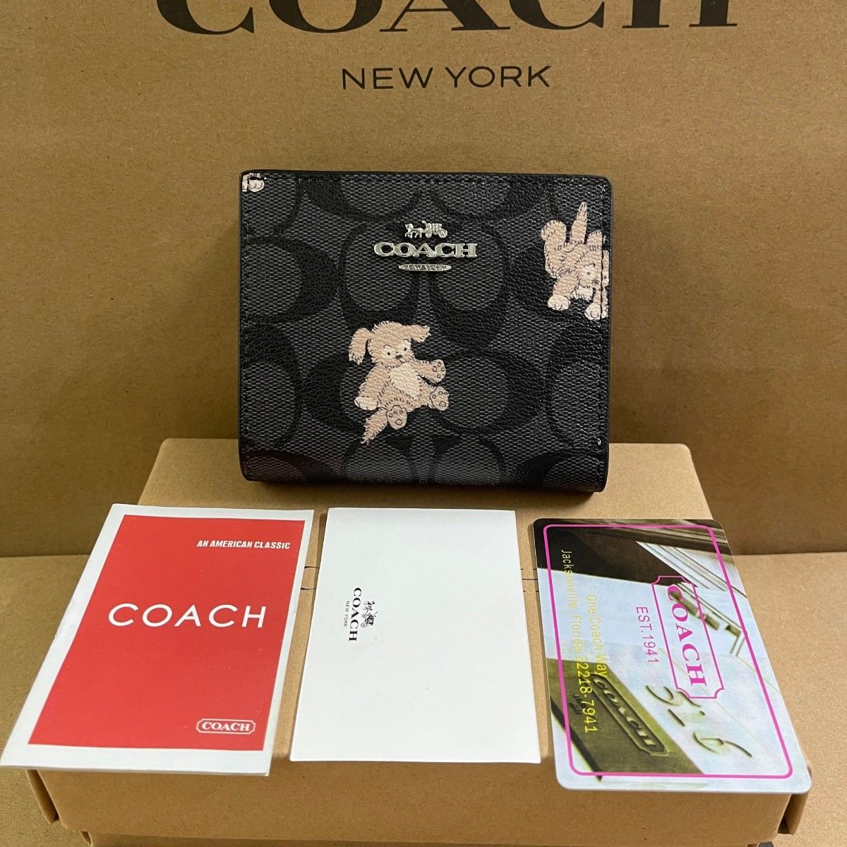 COACH スナップ ウォレット・ハッピー ドッグ 子犬 二つ折り財布 CC921