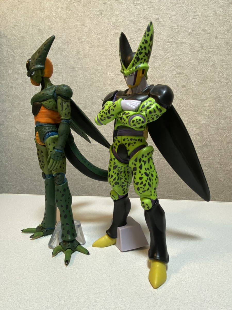 枚数限定 【ドラゴンボールフィギュア セル2体セット】新品 箱なし