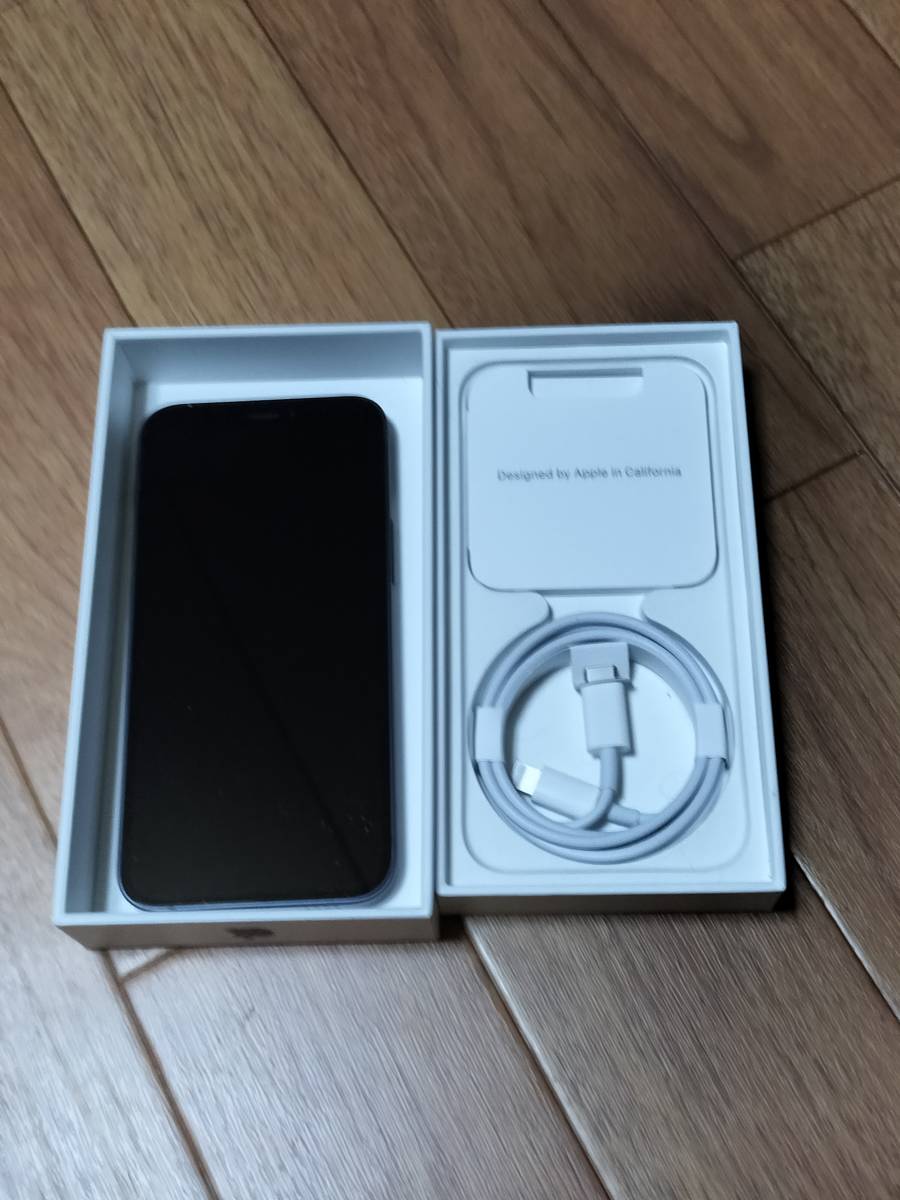 【美品】iPhone12 mini Black 64GB au SIMフリーの画像3