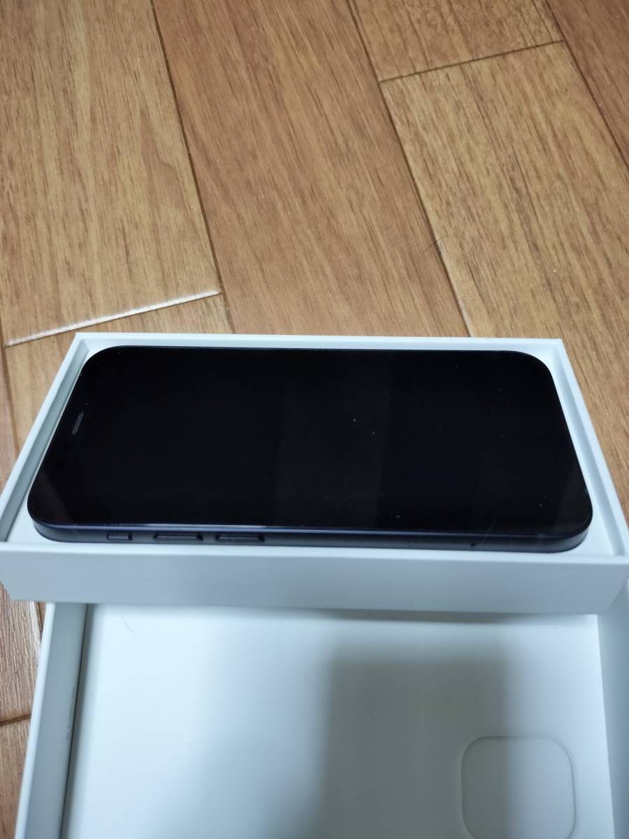 【美品】iPhone12 mini Black 64GB au SIMフリーの画像5