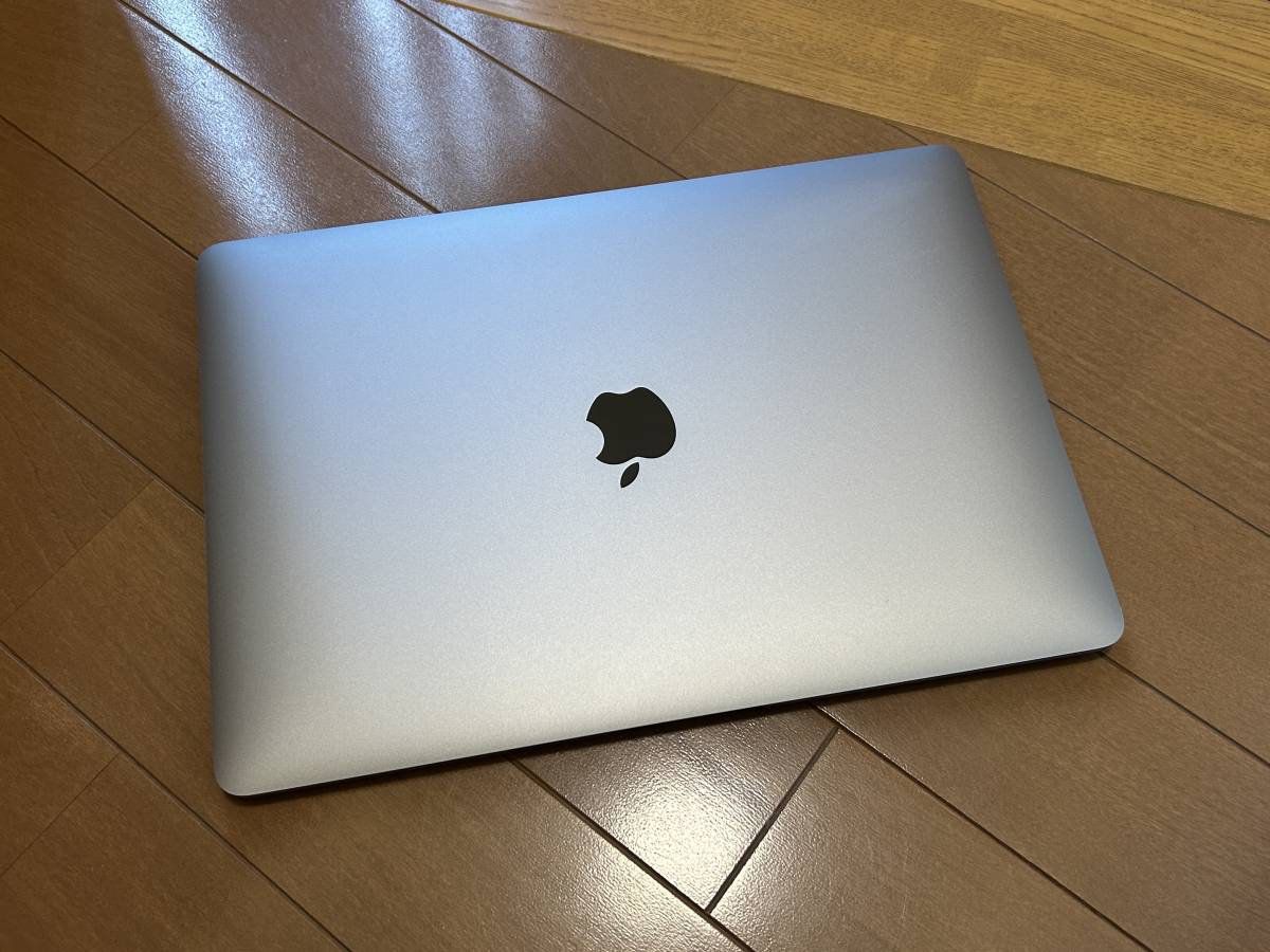 美品】M1 MacBook Air 8GB 256GB 8コアGPU-