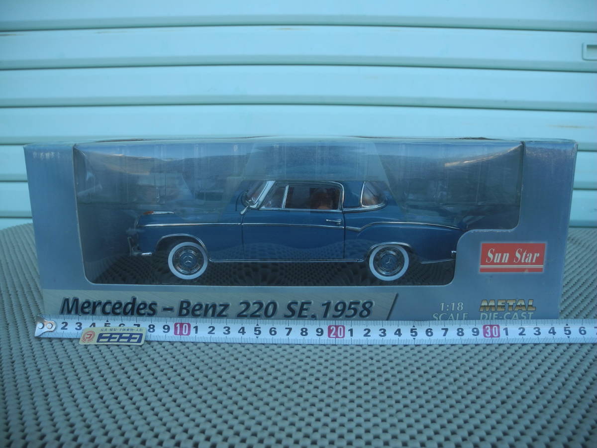 ◎1/18・1958 ベンツ220SE Mercedes-Benz オープン:青☆サンスター製・新品、未展示品#3561② ※#3561とは箱が違います