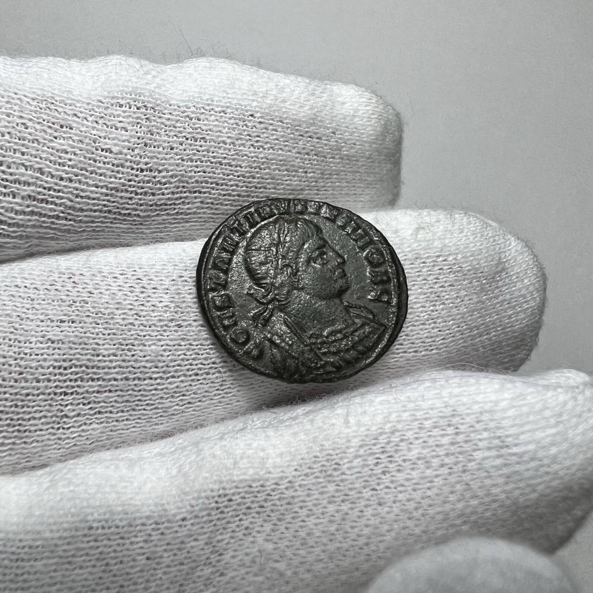 【古代ローマコイン】Constantine II（コンスタンティヌス2世）クリーニング済 ブロンズコイン 銅貨(shVNTGz2mG)_画像5