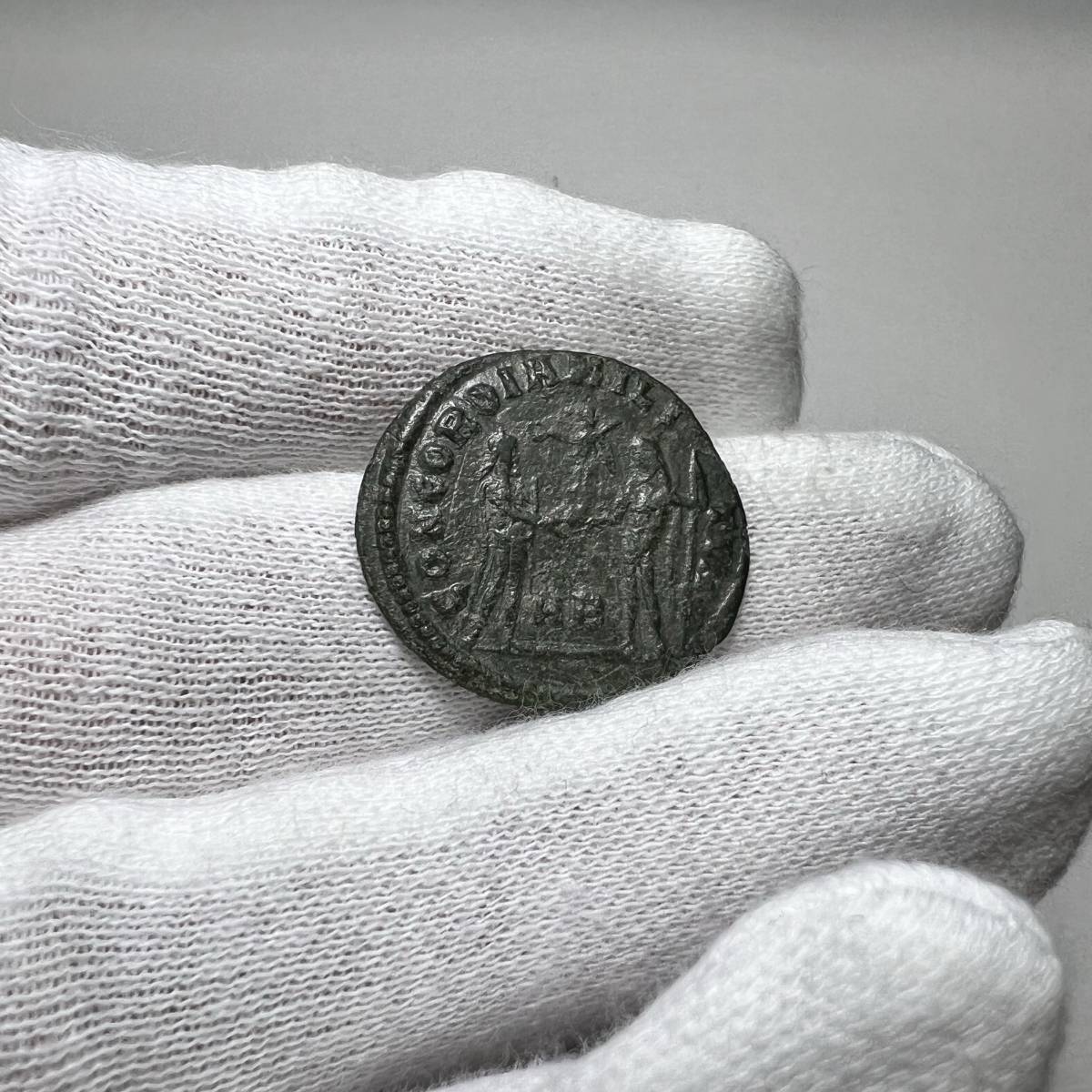 【古代ローマコイン】Diocletian（ディオクレティアヌス）クリーニング済 ブロンズコイン 銅貨(fwATKB3TDb)_画像8