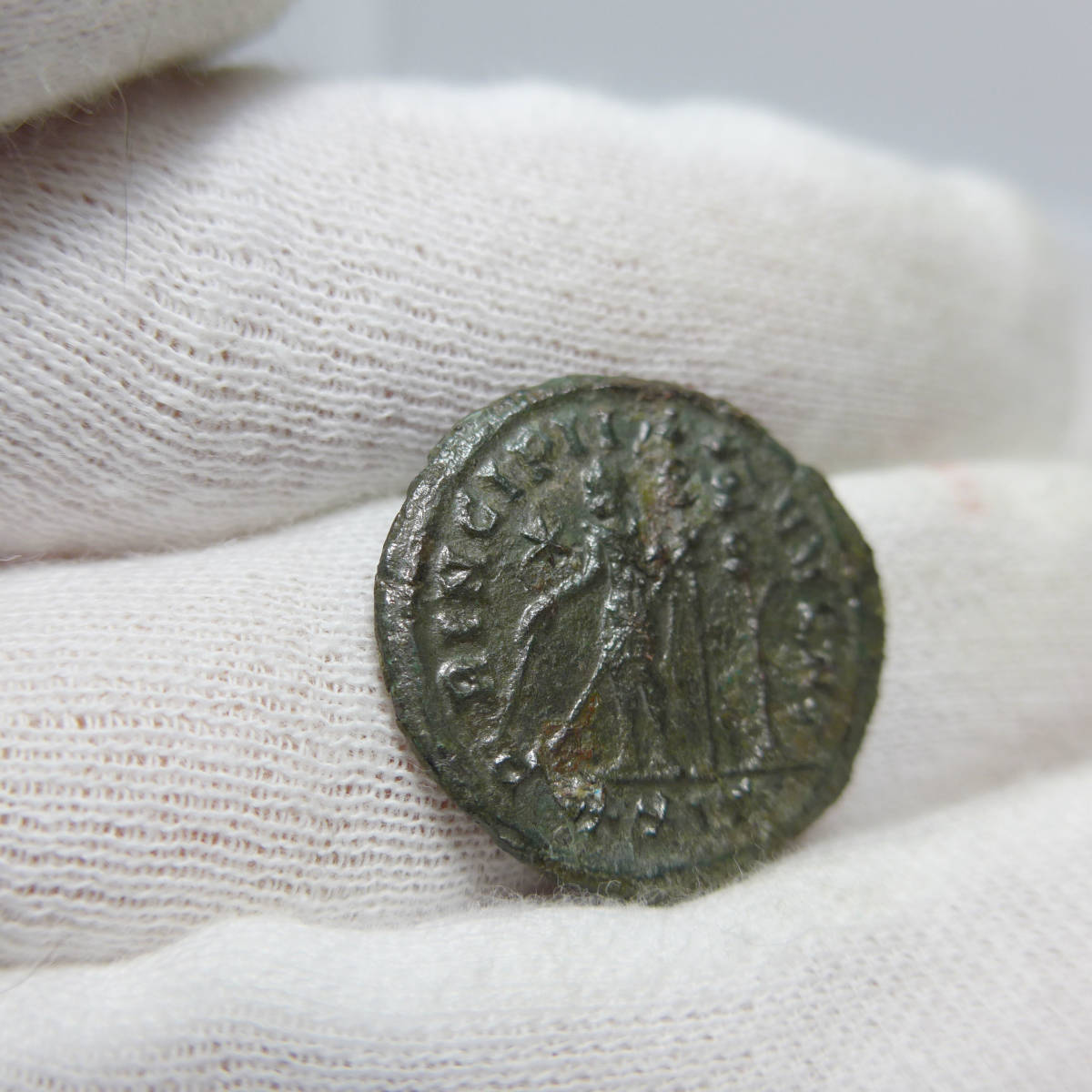 【古代ローマコイン】Carinus（カリヌス）クリーニング済 ブロンズコイン 銅貨(A2DaFzgkaC)_画像8
