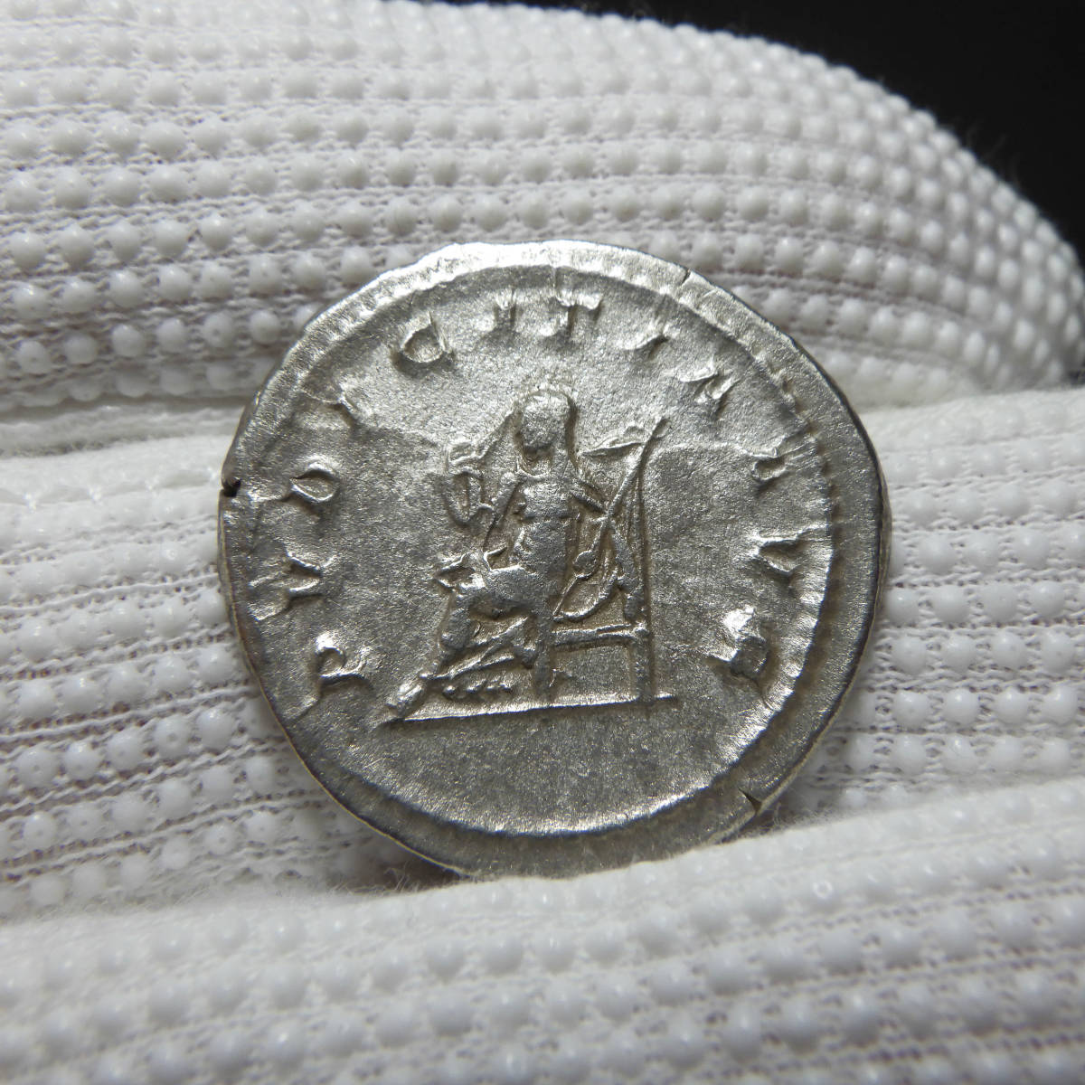 【古代ローマコイン】Otacilia Severa（オタキリア・セウェラ）クリーニング済 シルバーコイン 銀貨(a3mnjxCkzb)_画像6