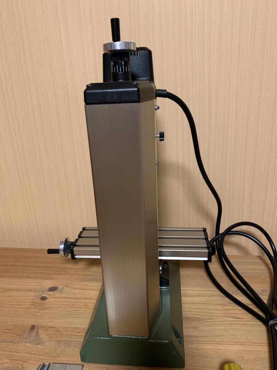 PROXXON プロクソン マイクロ・フライステーブル 卓上フライス盤 PROXXON プロクソン マイクロ・フライステーブル 卓上フライス盤