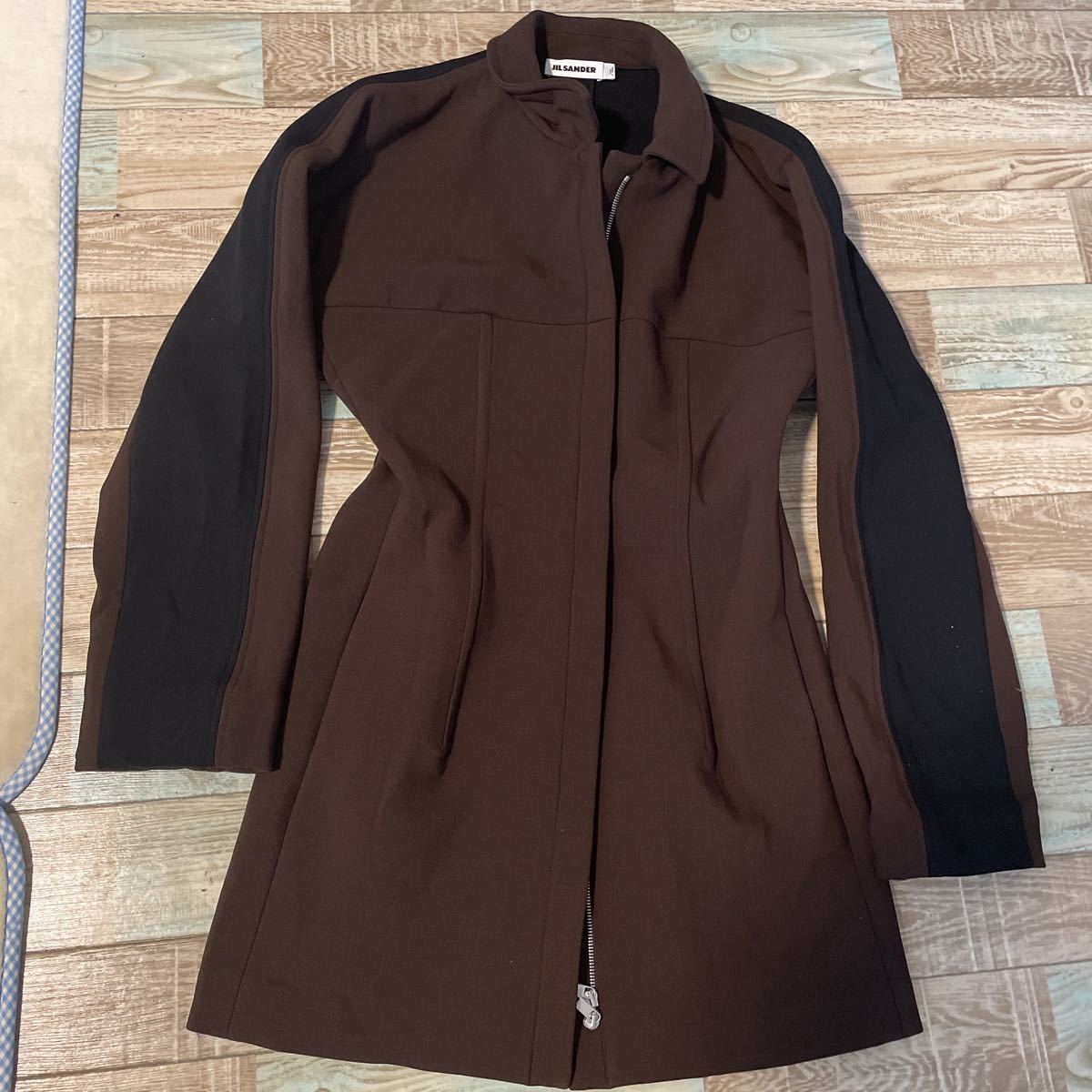 超特価SALE開催! 試着のみの美品!JIL SANDER★MADE IN ITALY★レディースコート★サイズ40 コート 超特価SALE開催! 試着のみの美品!JIL SANDER★MADE IN ITALY★レディースコート★サイズ40 コート