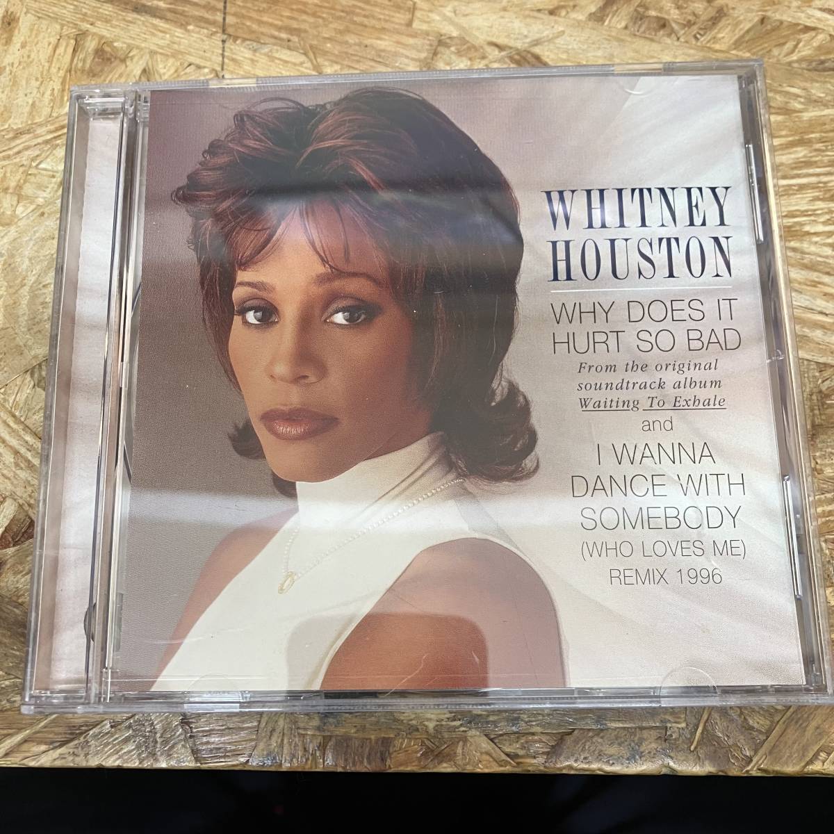 Yahoo HIPHOP R B WHITNEY HOUSTON WHY DOES IT H yahoo-hiphop-r-b-whitney-houston-why-does-it-h