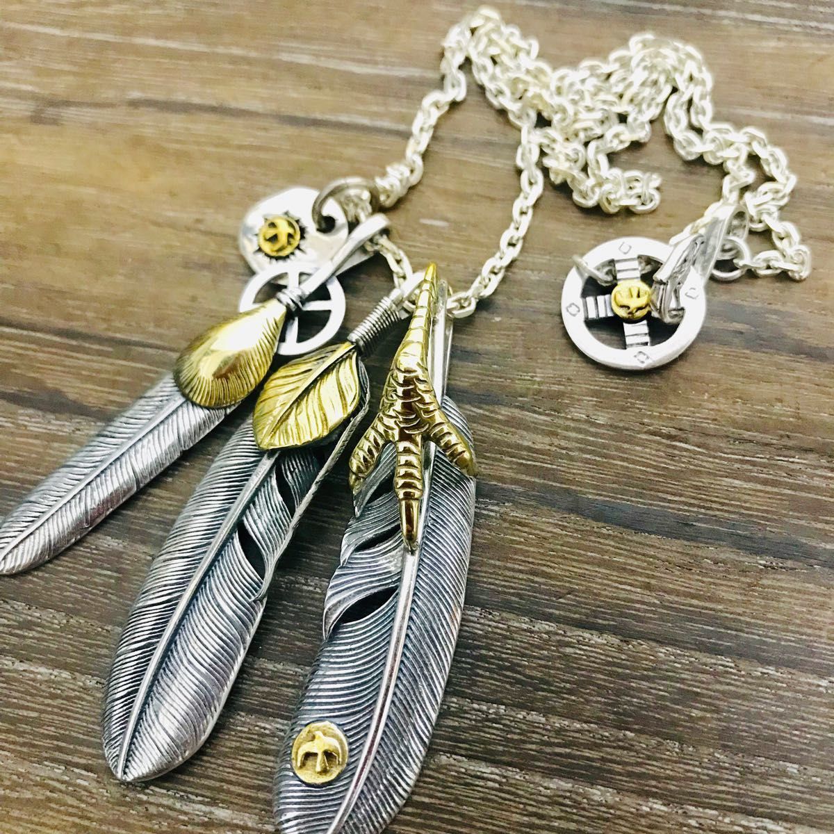 silver925 頭金イーグル 金爪フェザー トリプル フェザーネックレス