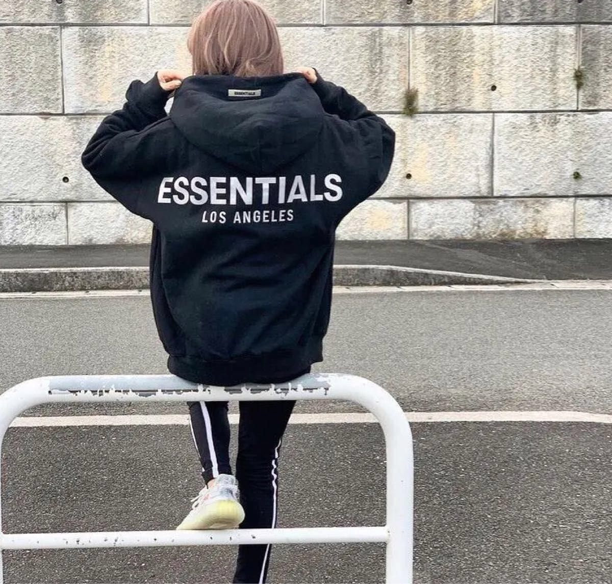 FOG ESSENTIALS LA 限定 エッセンシャルズ パーカー M パーカー FOG ESSENTIALS LA 限定 エッセンシャルズ パーカー M パーカー