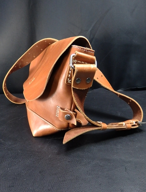 1203 MANO FECE tea leather flap shoulder 