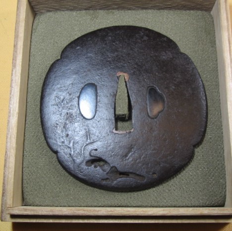 名品 896 大型鉄鍔 木瓜形 山水の図 音色良|PayPayフリマ