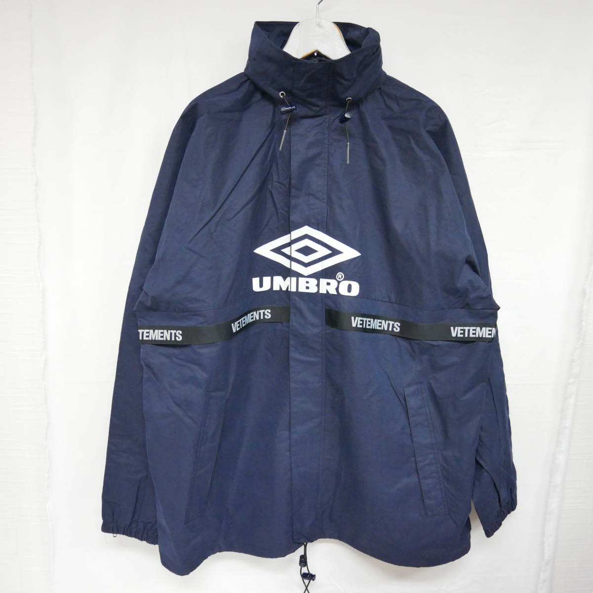 2極タイプ VETEMENTS X UMBRO トラックジャケット - 通販 - www