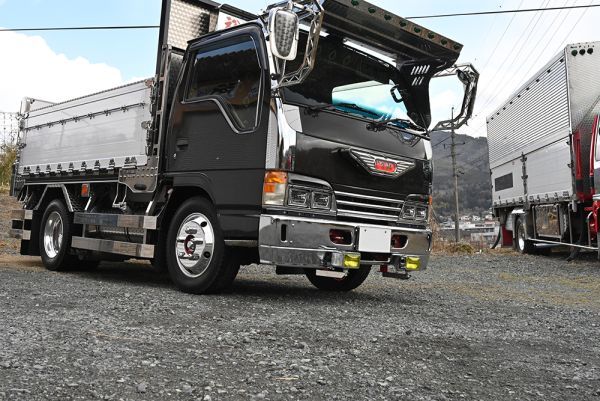 カーブフォグランプ フォグランプ 24v 霧除け フォッグランプ デコトラ カスタム パーツ 当時物 激レア 希少 新品 左右セット ランプ_画像4