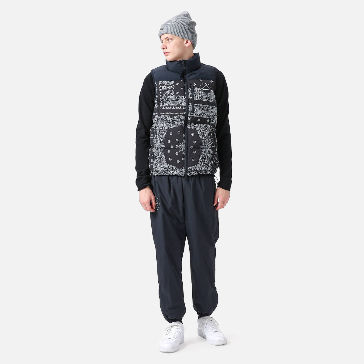 最大56%OFFクーポン F.C.Real Bristol 23ssスウェット ecousarecycling.com