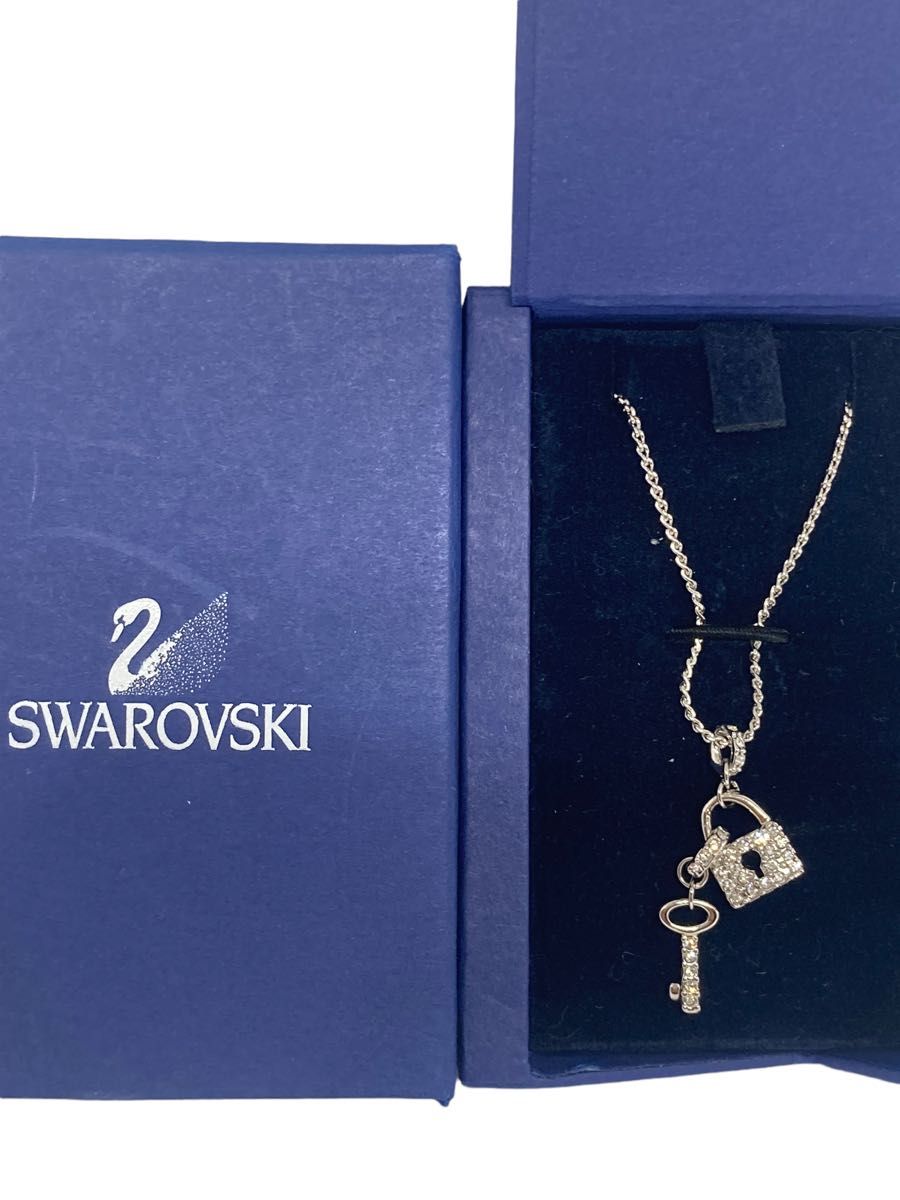 【新品未使用】SWAROVSKI シルバー ロック ネックレス 鍵 南京錠 パドロック ペンダント スワロフスキー