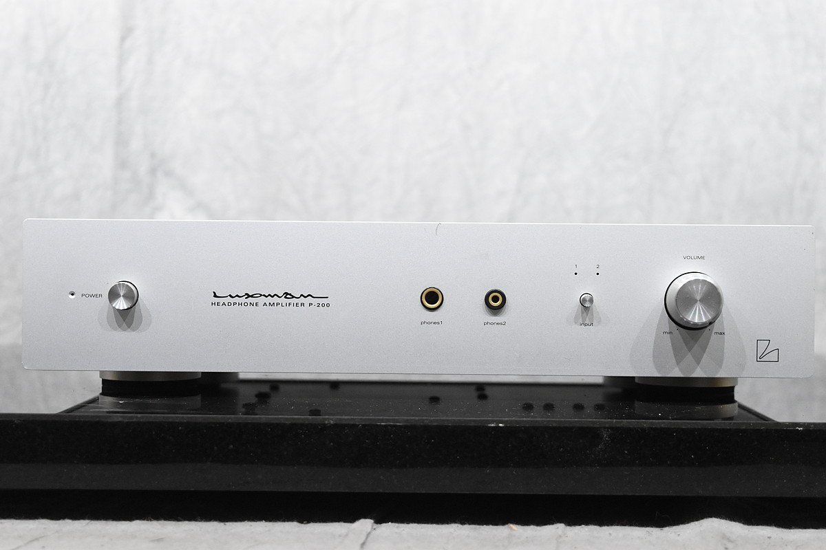 予約】 Luxman P-200 ヘッドホンアンプ 送料込み アンプ - www