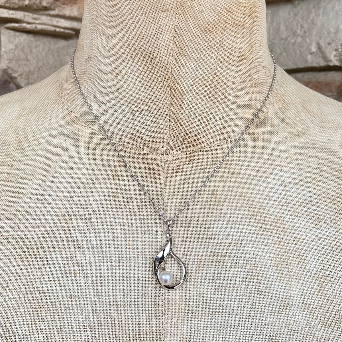 未使用 MIKIMOTO ミキモト 真珠 パール SILVER刻印 ネックレス 未使用 MIKIMOTO ミキモト 真珠 パール SILVER刻印 ネックレス