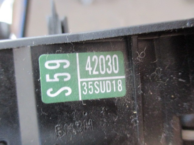 トヨタ KSP130 ビッツ ヴィッツ コンビネーションスイッチ 84140-42030_画像5