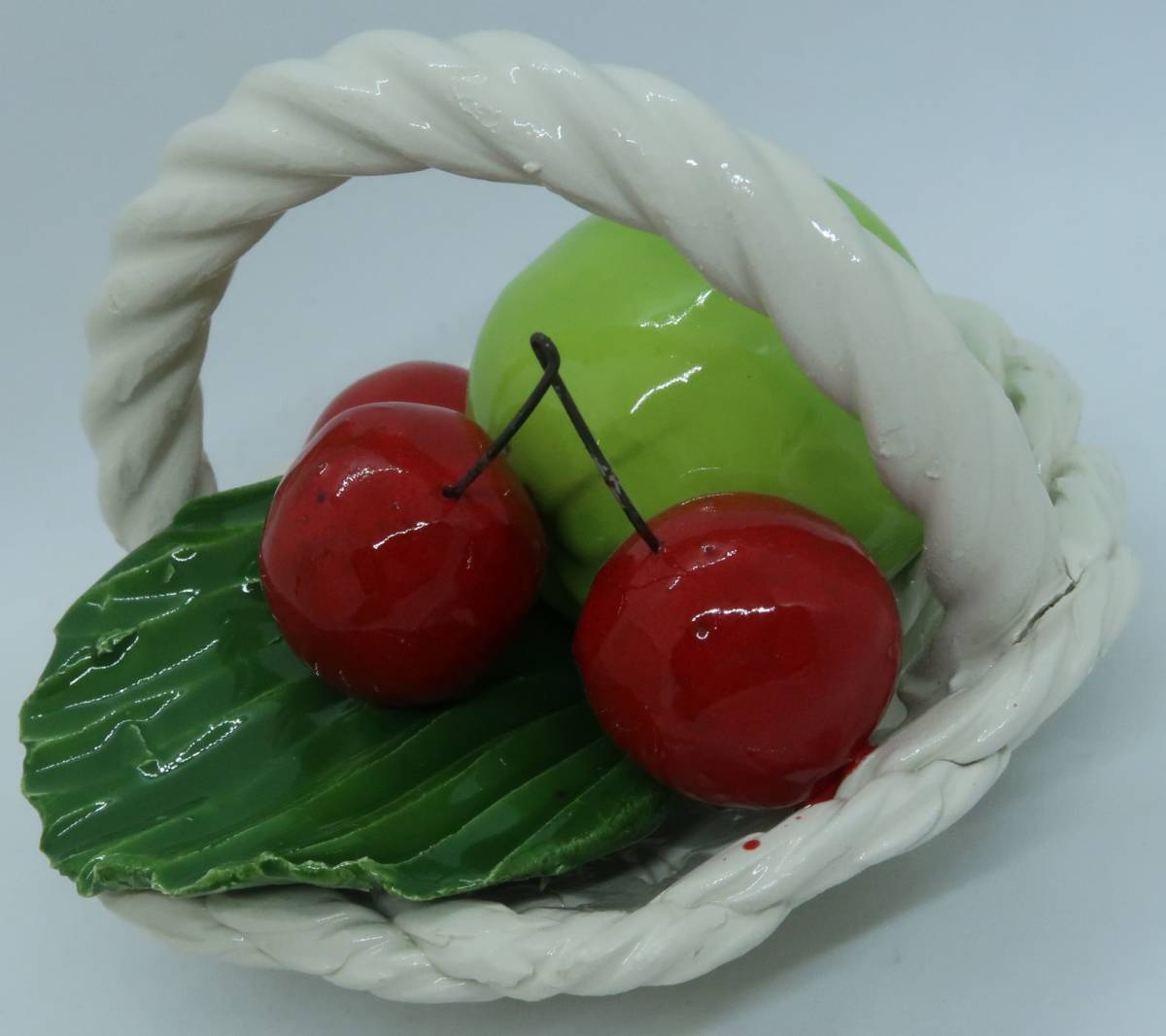 イタリア製 カポディモンテ 陶器製フルーツバスケット Ceramic Fruit Basket イタリア製 さくらんぼ/りんご Art.378/SC_画像4