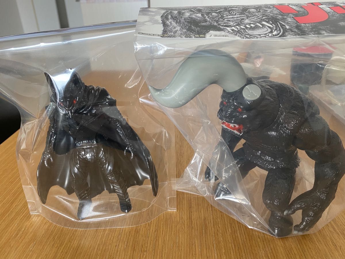 再入荷!】 塗装済みソフビ ゾッド ゾッド 狂戦士の甲冑ガッツ