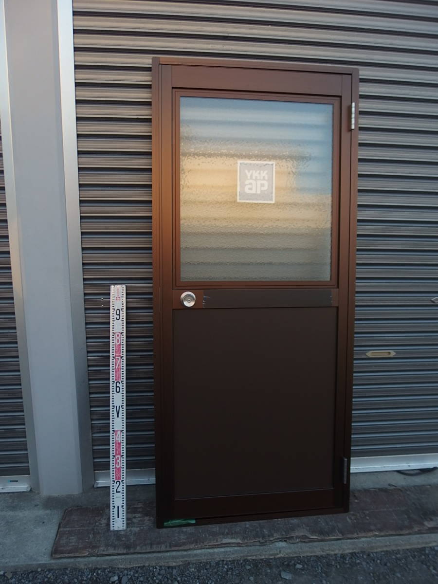 SALE/95%OFF】 ロンカラーガラスドア 内付型 08518 W850×H1841mm 勝手口ドア 単板ガラス アルミサッシ 鍵3本付リクシル LIXIL トステム TOSTEM ドア 裏口 勝手口 工場 倉庫 物置 事務所 安い リフォーム DIY ロンカラーガラスドア 内付型 06518 W650×H1841mm 勝手口ドア 単板ガラス アルミサッシ 鍵3本付リクシル LIXIL トステム TOSTEM ドア 裏口 勝手口 リフォーム