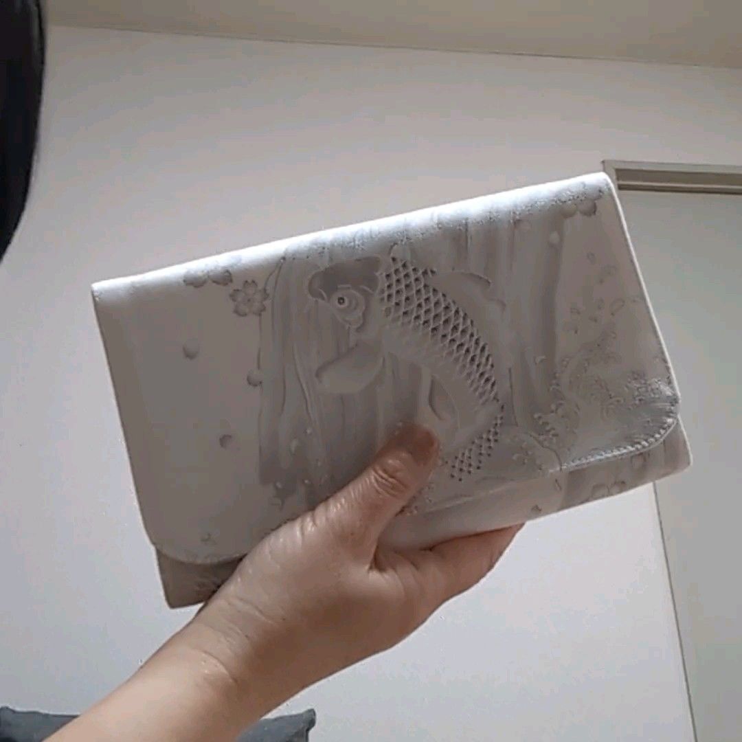 1品物 たっぷり容量の【ハントメイド長財布】。綿生地で手洗い出来ます。