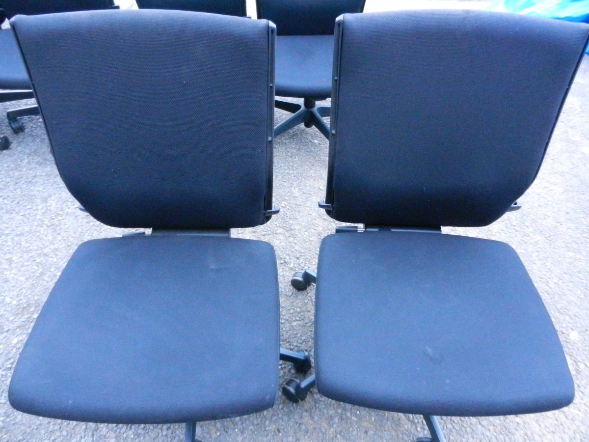 R230119-008S 【複数在庫あり】 オカムラ okamura 椅子 チェア 事務用品 エスクード ESCUDO 座面高さ：低42㎝ 高52㎝ 【複数在庫あり】の画像2